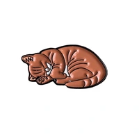 Gato marrón