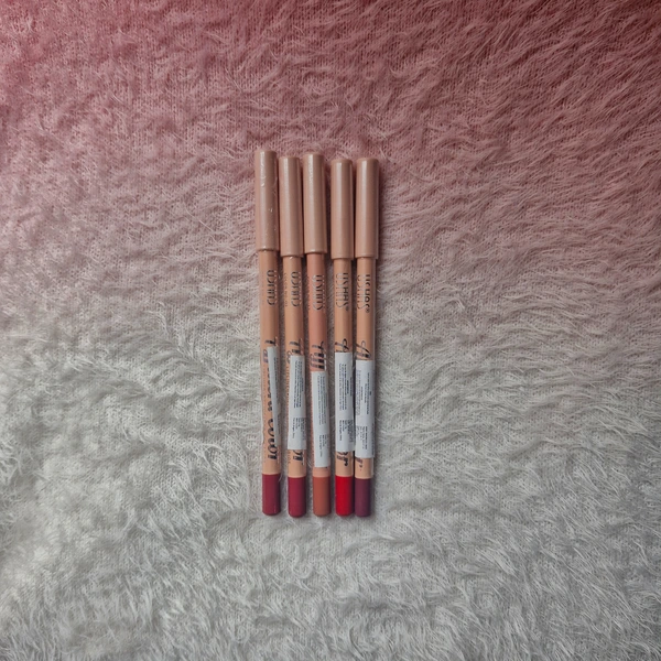Lápiz delineador de labios Ushas